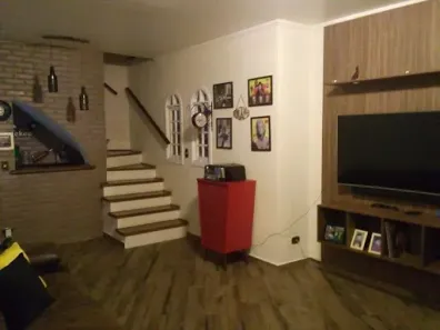 Sobrado com 4 Quartos à venda, 203m² no Vila Palmares, Santo André