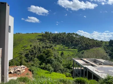 Lote/Terreno à venda, 676m² no Parque Guadalajara, Juiz de Fora