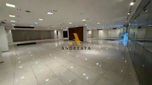 Ponto Comercial para alugar, 700m² no Centro, Nilópolis
