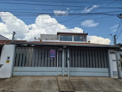 Sobrado com 4 Quartos à venda, 190m² no Conjunto Cachoeira Dourada, Goiânia