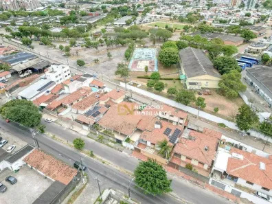 Lote/Terreno à venda, 660m² no Dix-Sept Rosado, Natal