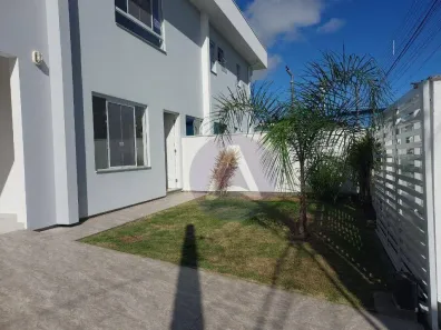Casa com 3 Quartos à venda, 149m² no Carianos, Florianópolis