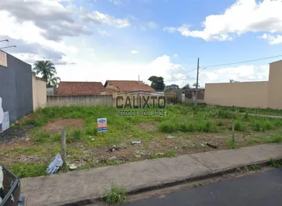 Lote/Terreno à venda, 480m² no Planalto, Uberlândia