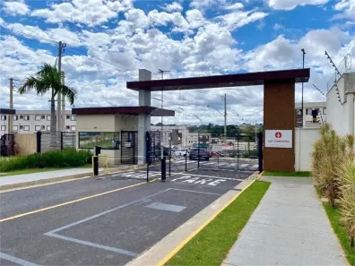 Apartamento com 2 Quartos para alugar, 40m² no Ipatinga, Sorocaba