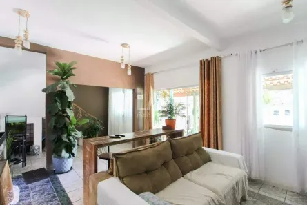Casa com 2 Quartos à venda, 210m² no São João Batista (Venda Nova), Belo Horizonte