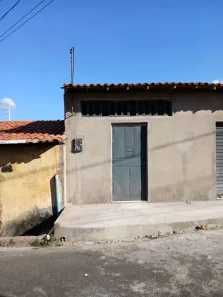 Casa com 2 Quartos para alugar, 45m² no Santa Lia, Teresina