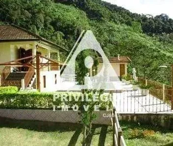 Fazenda/Sítio com 7 Quartos à venda, 484000m² no Estrada Serra-mar, Casimiro de Abreu