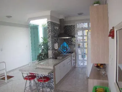 Casa com 3 Quartos à venda, 237m² no Paraíso, Santo André