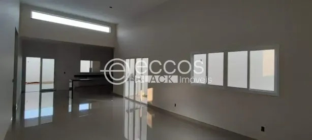 Casa com 3 Quartos à venda, 165m² no Grand Ville, Uberlândia