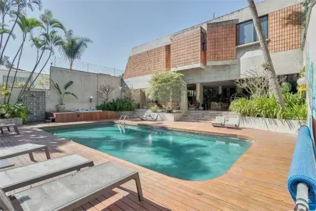 Sobrado com 4 Quartos à venda, 770m² no Santo Amaro, São Paulo