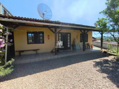 Casa com 3 Quartos à venda, 100m² no Tomaz Coelho, Brusque