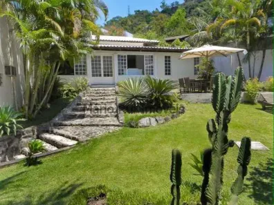 Casa com 3 Quartos à venda, 282m² no Itanhangá, Rio de Janeiro
