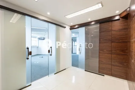 Sala Comercial para alugar, 231m² no Vila Olímpia, São Paulo