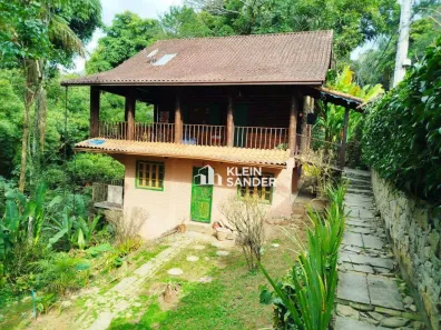 Casa com 4 Quartos à venda, 237m² no Cascatinha, Nova Friburgo