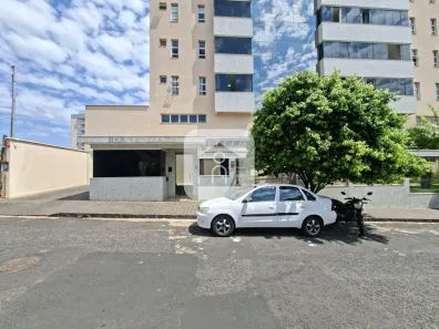 Apartamento com 2 Quartos à venda, 67m² no Santa Mônica, Uberlândia