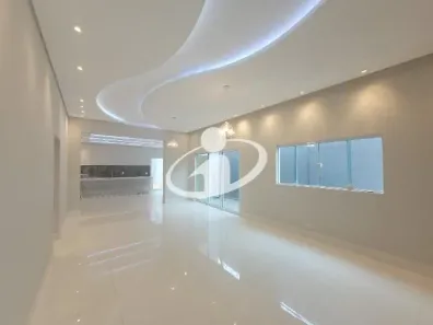 Casa com 3 Quartos para alugar, 150m² no Daniel Fonseca, Uberlândia