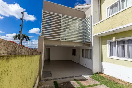 Sobrado com 3 Quartos à venda, 237m² no Barreirinha, Curitiba