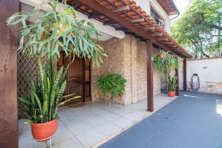 Casa com 5 Quartos à venda, 313m² no São Francisco, Niterói