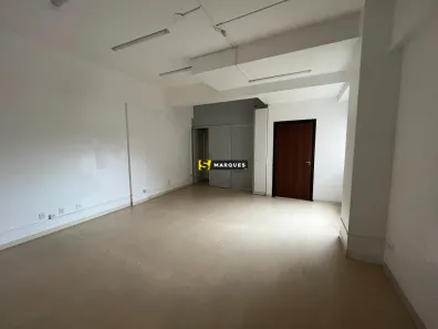 à venda, 36m² no Centro, Joinville