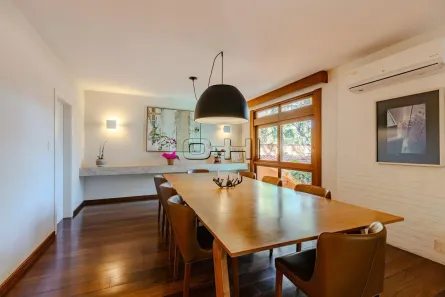 Casa com 5 Quartos para alugar, 700m² no Alto de Pinheiros, São Paulo