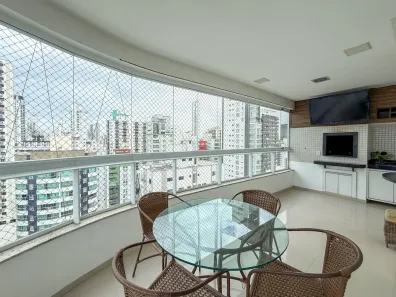 Apartamento com 3 Quartos para alugar, 125m² no Centro, Balneário Camboriú