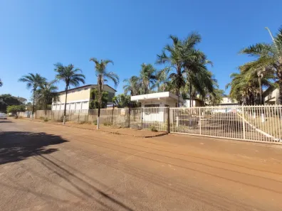 Galpão/Depósito/Armazém para alugar, 350m² no Chácaras Tubalina e Quartel, Uberlândia