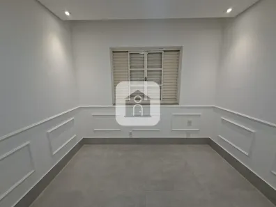 Sala Comercial para alugar, 180m² no Morada da Colina, Uberlândia