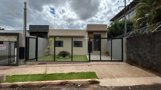 Casa com 3 Quartos à venda, 92m² no Aeroporto, Londrina