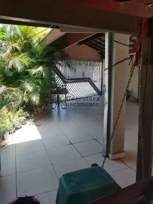 Casa com 3 Quartos para alugar, 500m² no Jardim Terras de São João, Jacareí