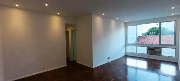 Apartamento com 3 Quartos para alugar, 105m² no Copacabana, Rio de Janeiro