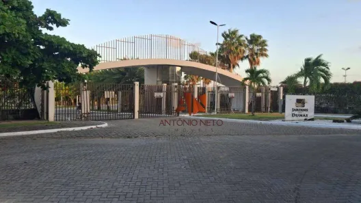 Lote/Terreno à venda, 250m² no Mangabeira, Eusébio