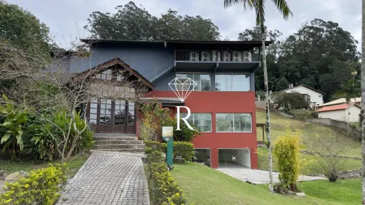 Sala Comercial para alugar, 185m² no Carvoeira, Florianópolis