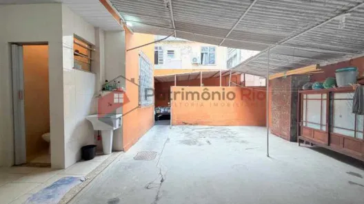 Apartamento com 2 Quartos para alugar, 70m² no Irajá, Rio de Janeiro