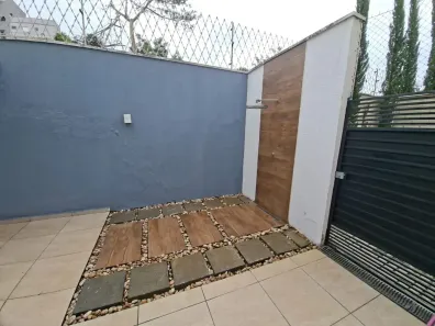 Sobrado com 3 Quartos à venda, 119m² no Vila Areao, Taubaté