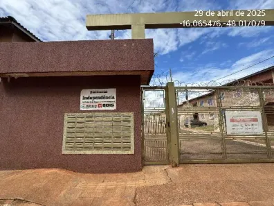 Apartamento com 2 Quartos à venda, 43m² no Setor de Chácaras Anhangüera C, Valparaíso de Goiás