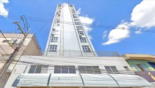 Sala Comercial para alugar, 69m² no Centro, Arapongas