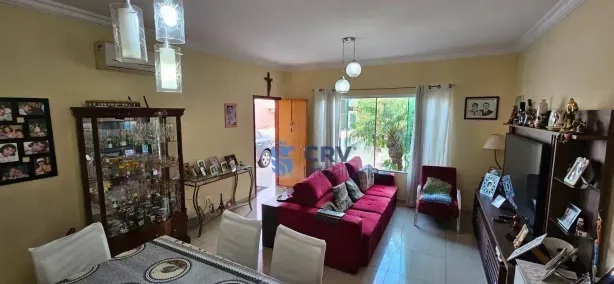 Casa de Condomínio com 3 Quartos à venda, 127m² no Bandeirantes, Londrina