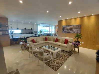 Apartamento com 4 Quartos à venda, 190m² no Meia Praia, Itapema