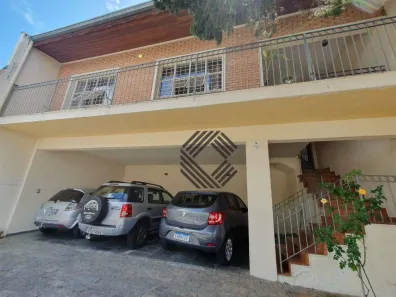 Sobrado com 3 Quartos à venda, 240m² no Vila Trujillo, Sorocaba