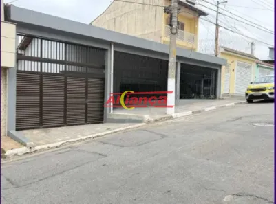 Sobrado com 4 Quartos à venda, 260m² no Jardim Cumbica, Guarulhos