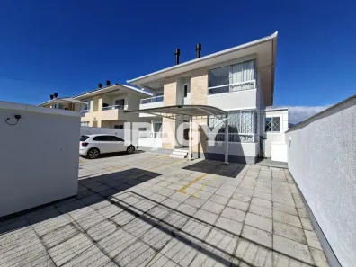 Apartamento com 2 Quartos para alugar, 63m² no Nova Palhoça, Palhoça