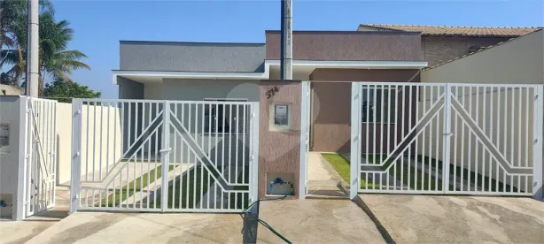 Casa com 2 Quartos à venda, 64m² no Roma, Volta Redonda