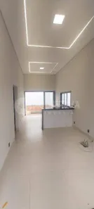 Casa com 3 Quartos à venda, 70m² no Laranjeiras, Uberlândia