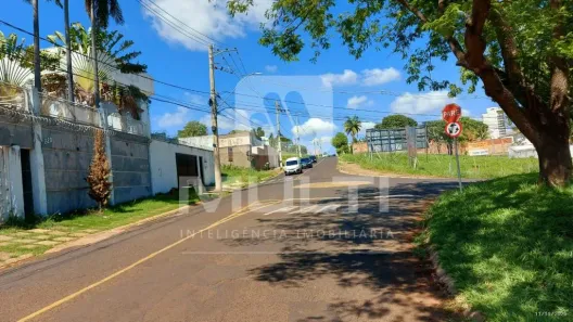 Lote/Terreno com 1 Quarto à venda, 11m² no Jardim Inconfidência, Uberlândia