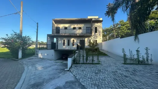 Casa com 3 Quartos à venda, 492m² no Quiririm, Taubaté