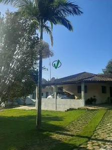 Fazenda/Sítio com 5 Quartos à venda, 270m² no Goiabal, Pindamonhangaba