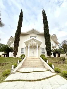 Casa de Condomínio com 3 Quartos à venda, 450m² no Loteamento Villa Branca, Jacareí