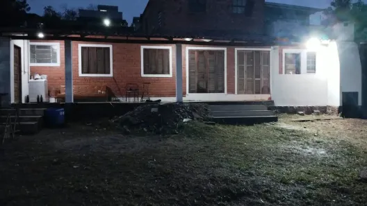 Casa com 2 Quartos para alugar, 80m² no Vila Jardim, Porto Alegre