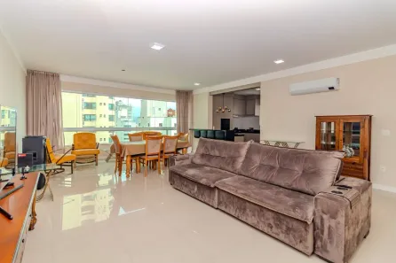 Apartamento com 3 Quartos à venda, 134m² no Centro, Balneário Camboriú