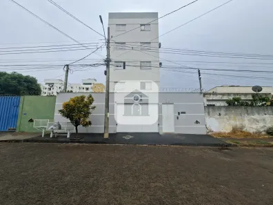 Apartamento com 2 Quartos para alugar, 60m² no Tubalina, Uberlândia
